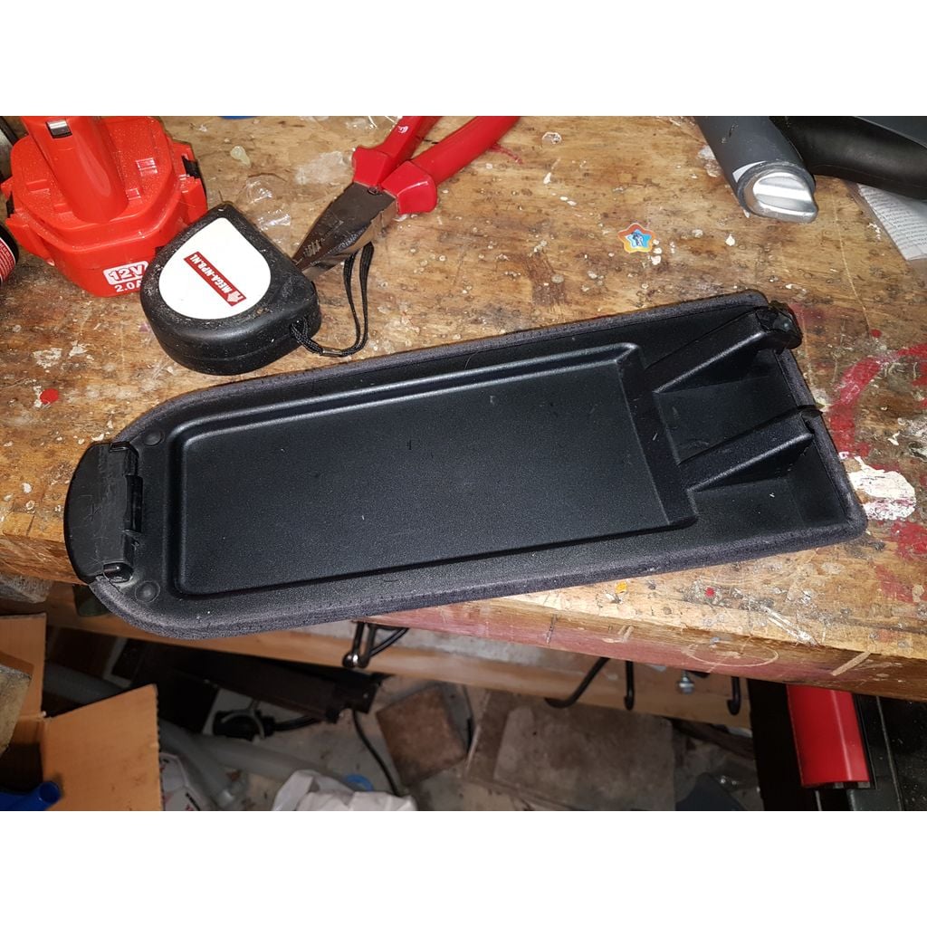 Armrest Cover Hinge for 1998 Volkswagen Passat