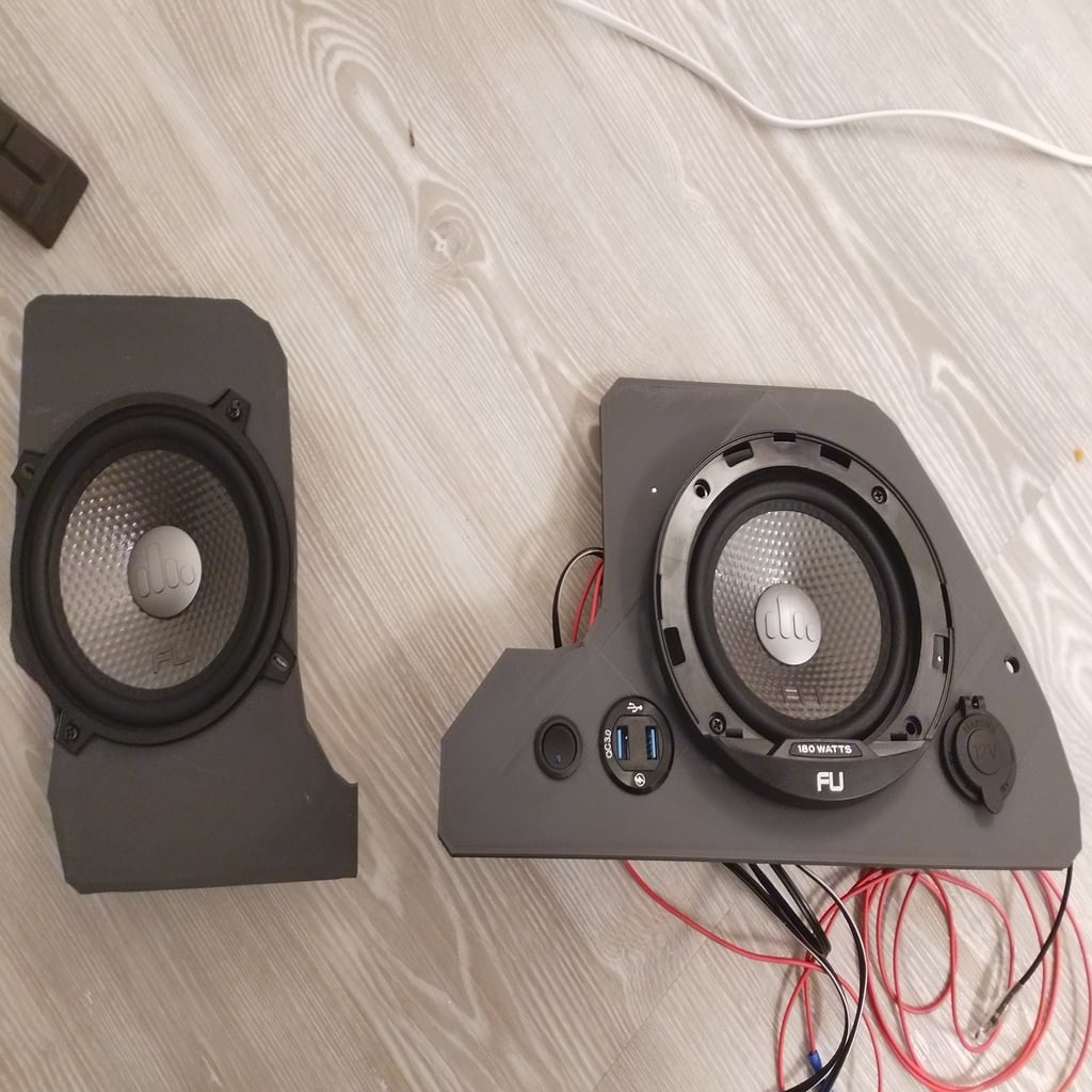Driver Side Auxiliary Speaker Panel for 1997 Rover Mini Cooper