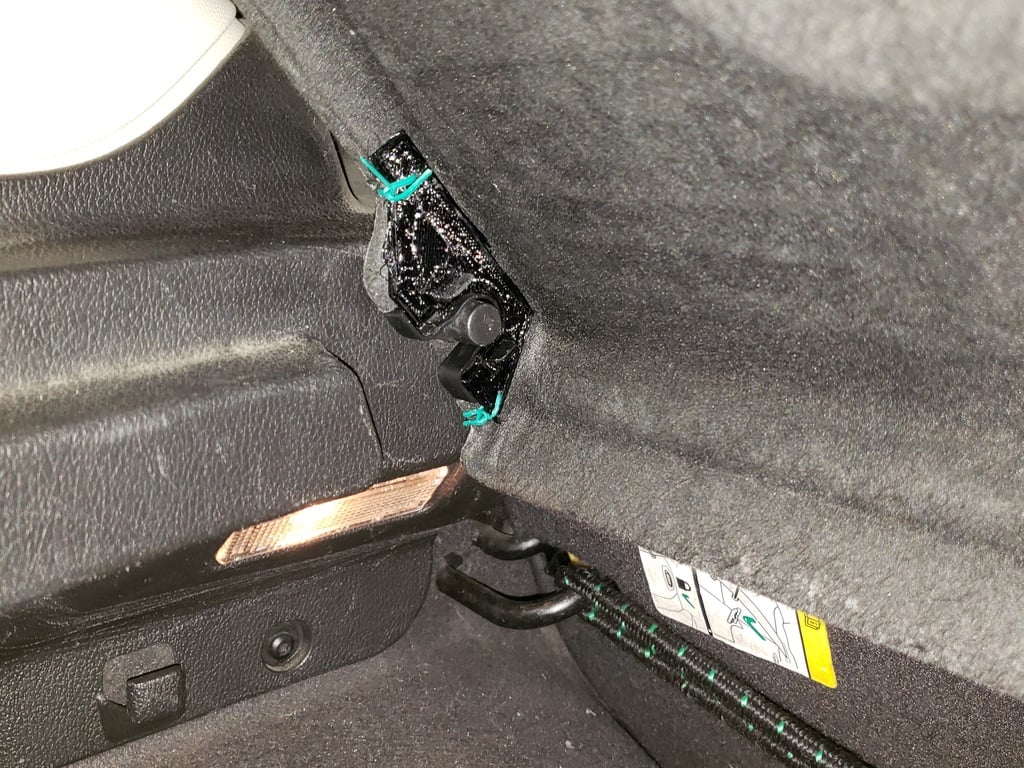 Parcel Shelf Latch for 2012 Ford Focus