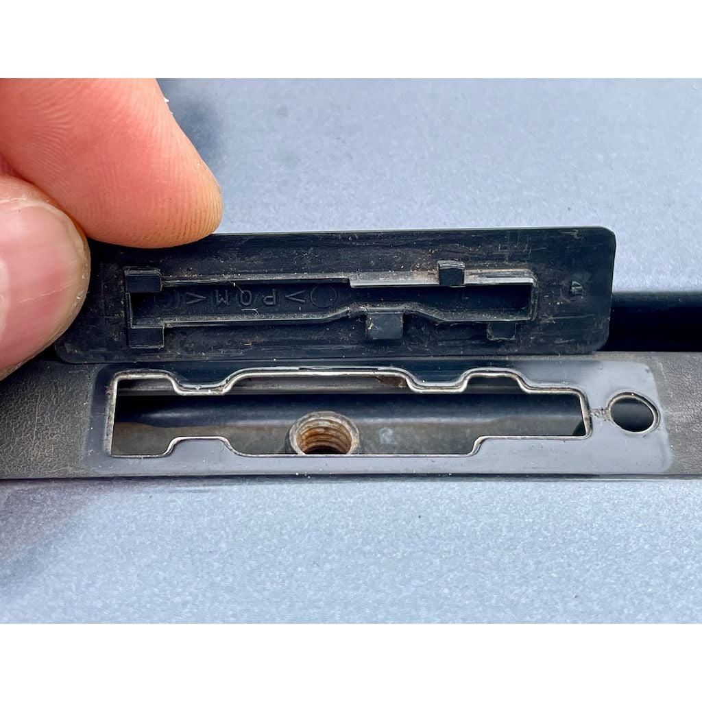 Roof Rack Hole Plug for 2005 Mazda 3