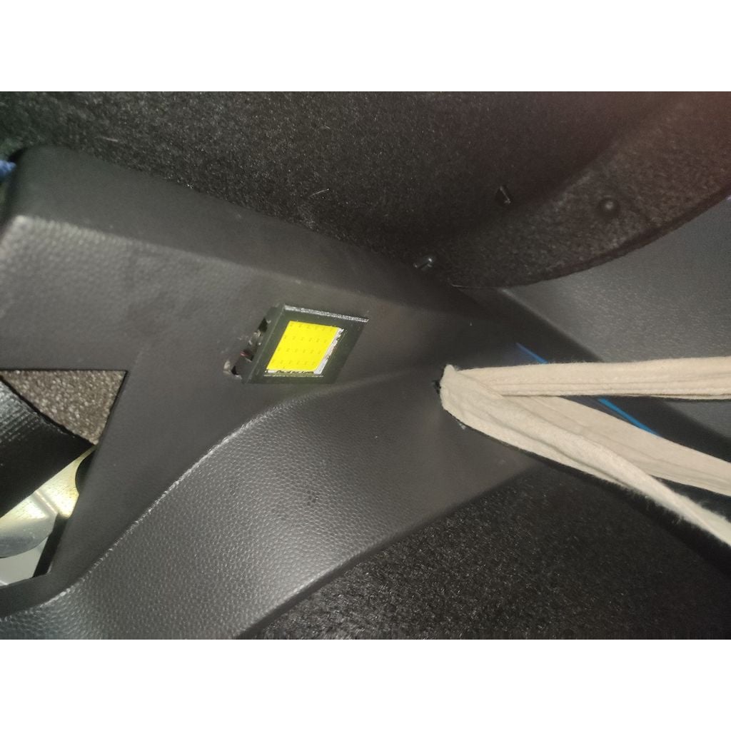 Trunk LED support for 2012 Ford Fiesta