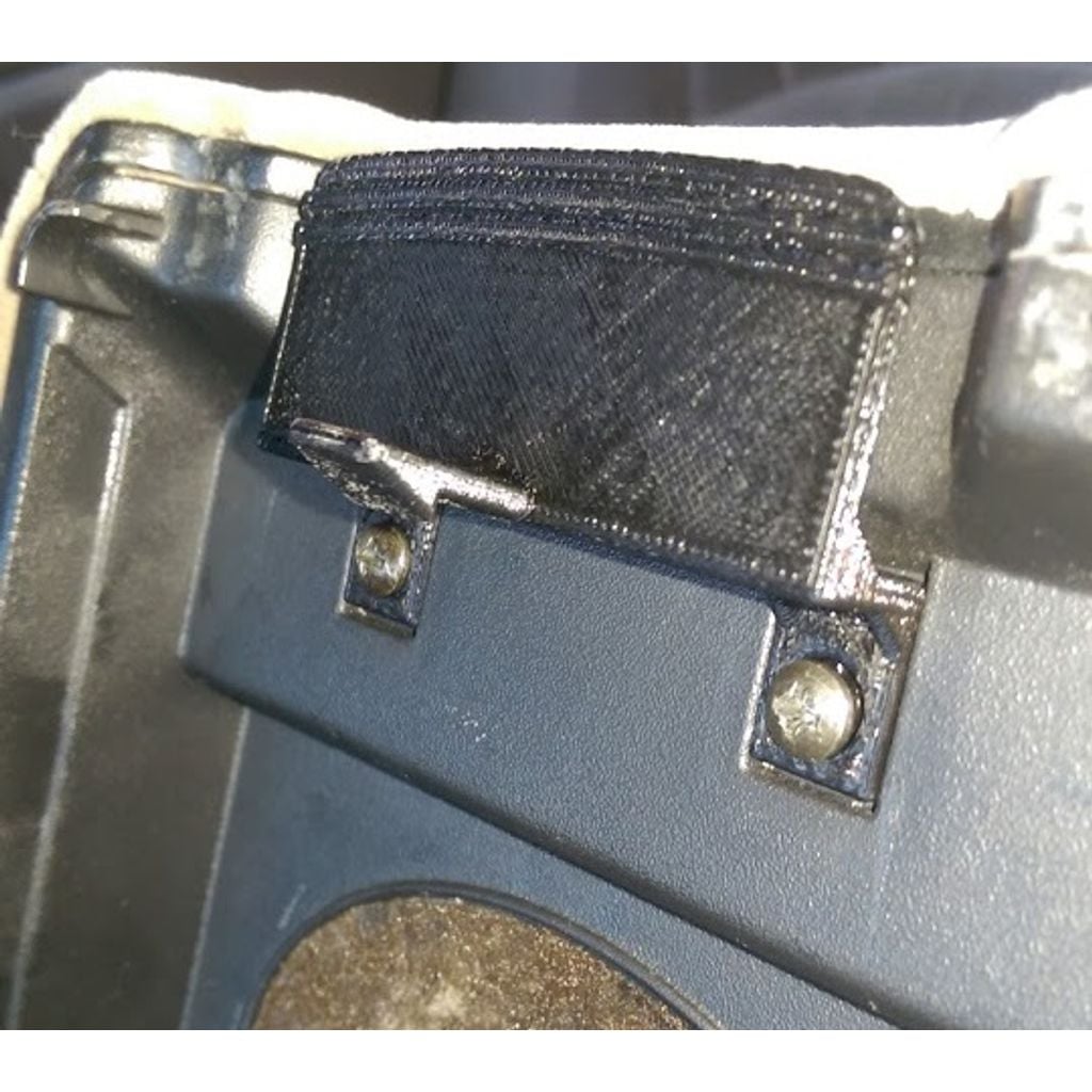 Armrest Latch for 1997 Buick / Chevrolet Century / Regal / Impala