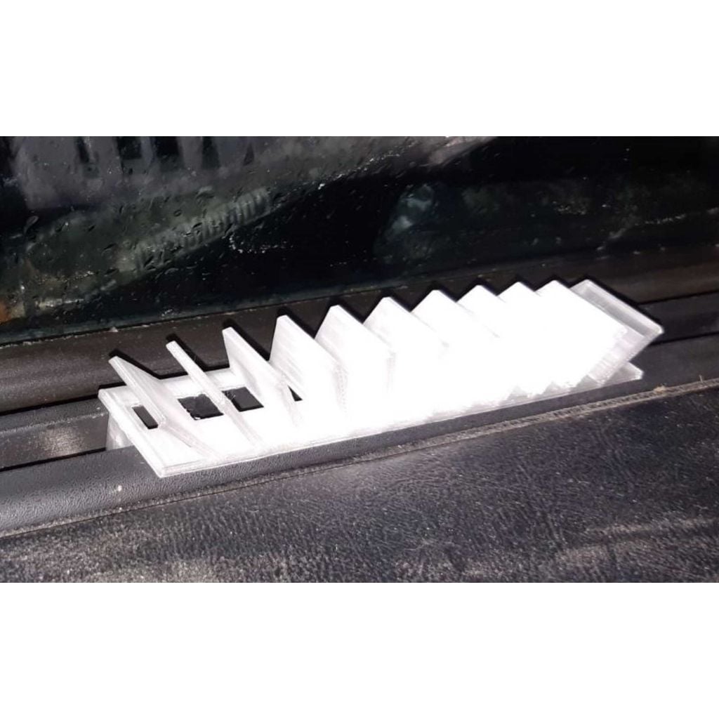 Demister vent diffuser for 2000 Land Rover Defender