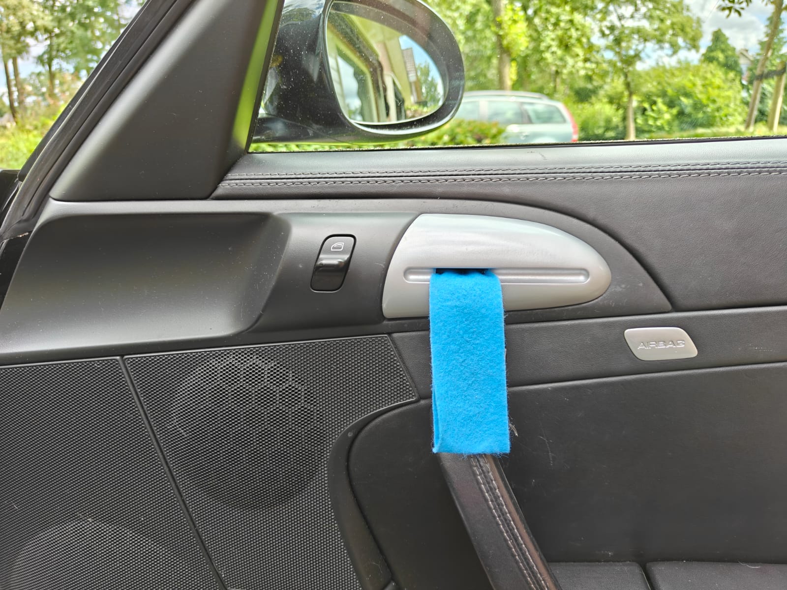 Interior Door handle for 2005 Porsche 911