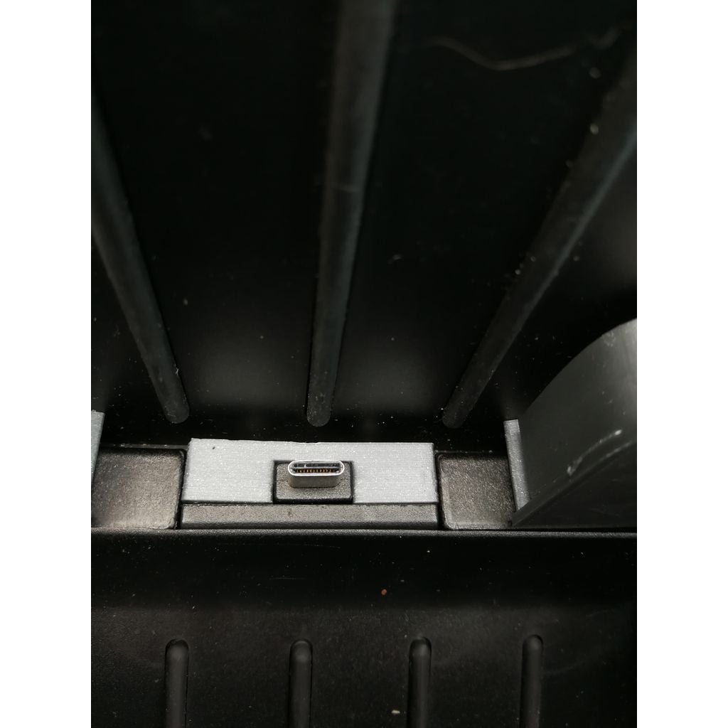 Center Console Cell Phone Cable Holder for 2015 Tesla Model S