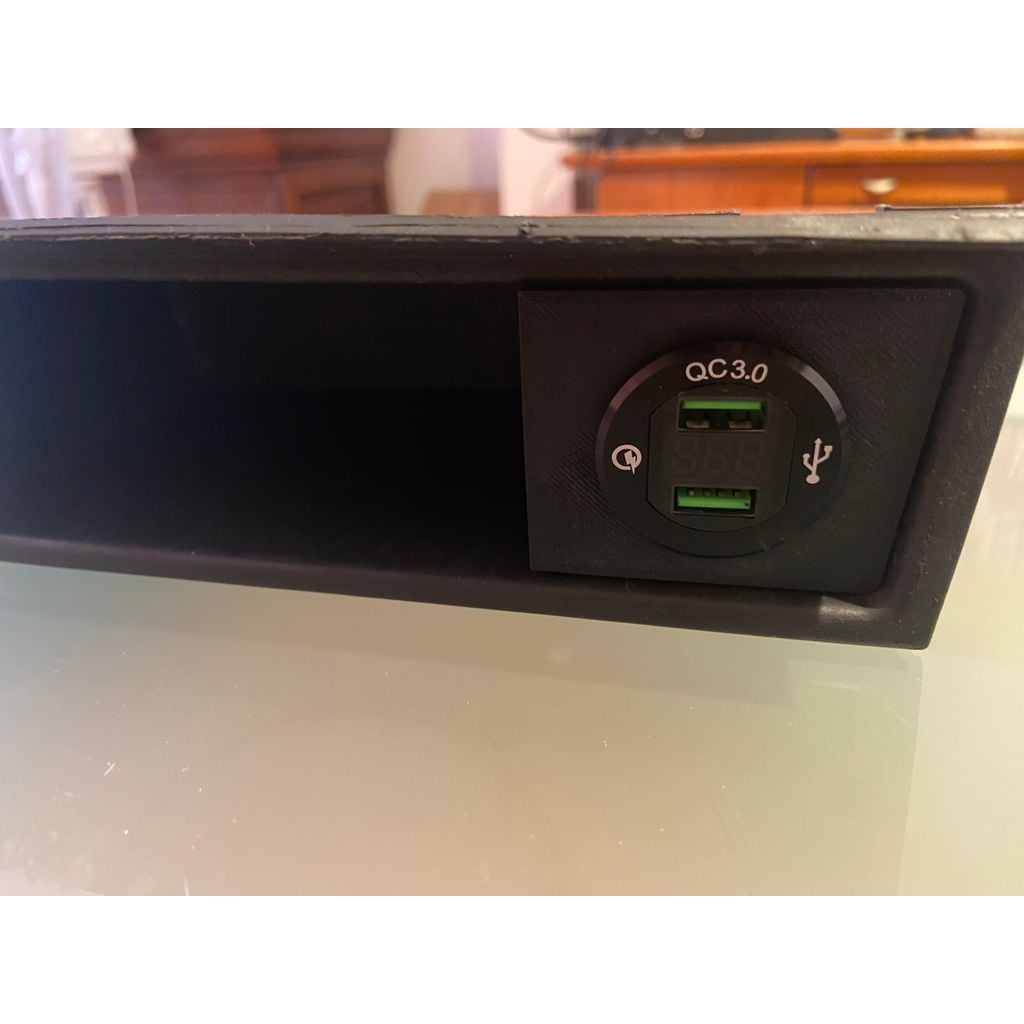 Dash Tray USB Charger Pod for 1993 Mercedes C-Class