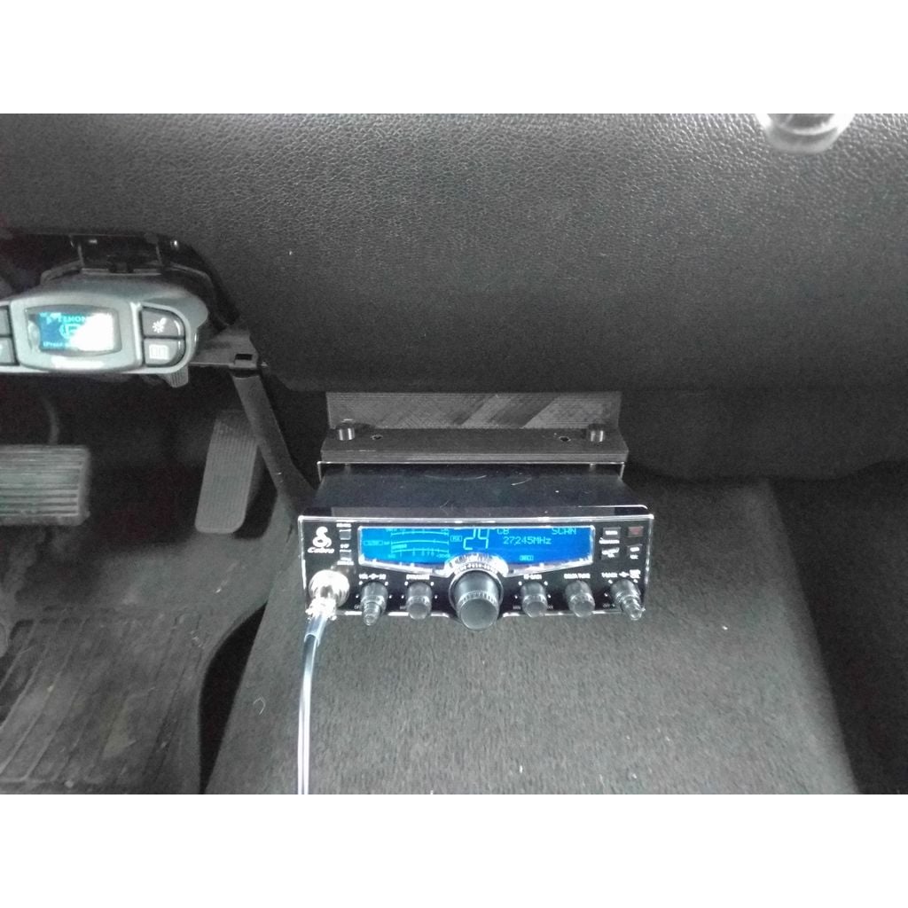 CB radio mount for 2007 GMC Sierra 2500HD