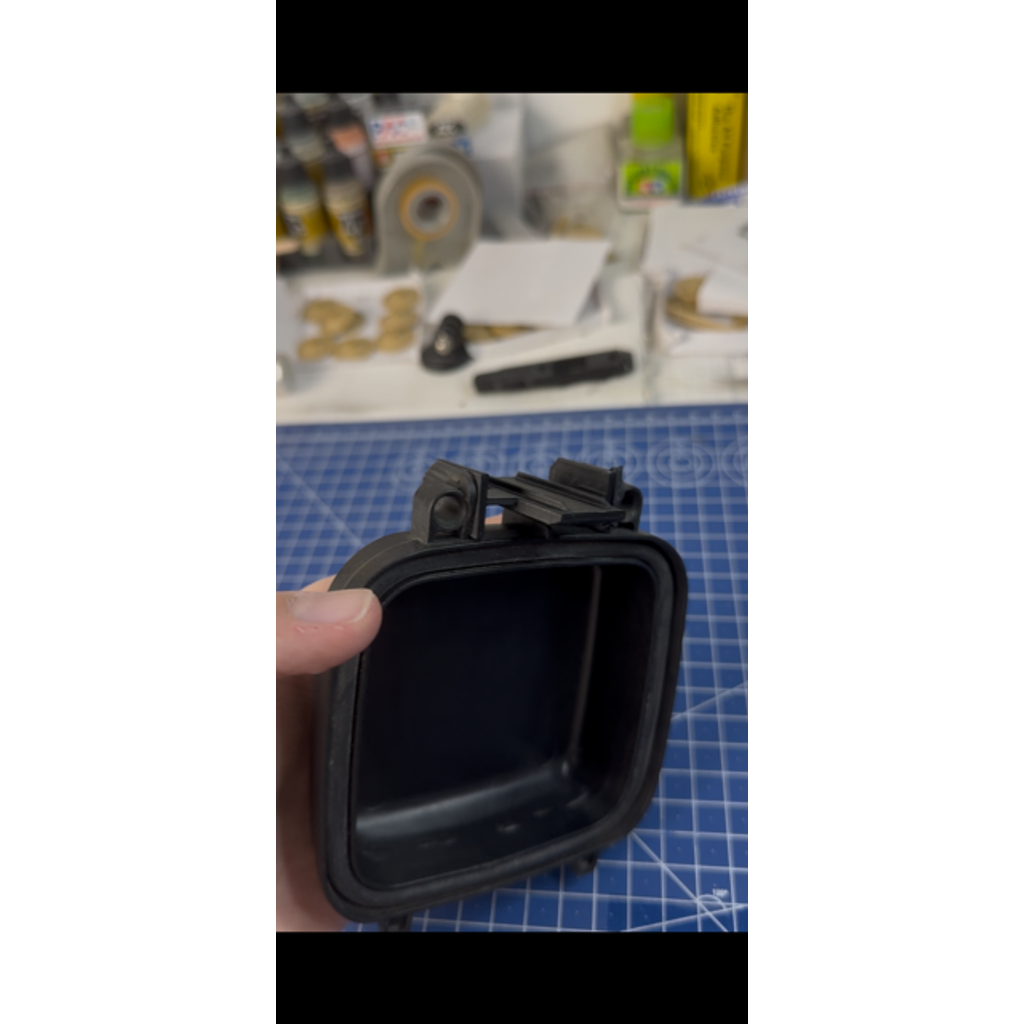 Bulb Cover Clip for 2003 Audi A3