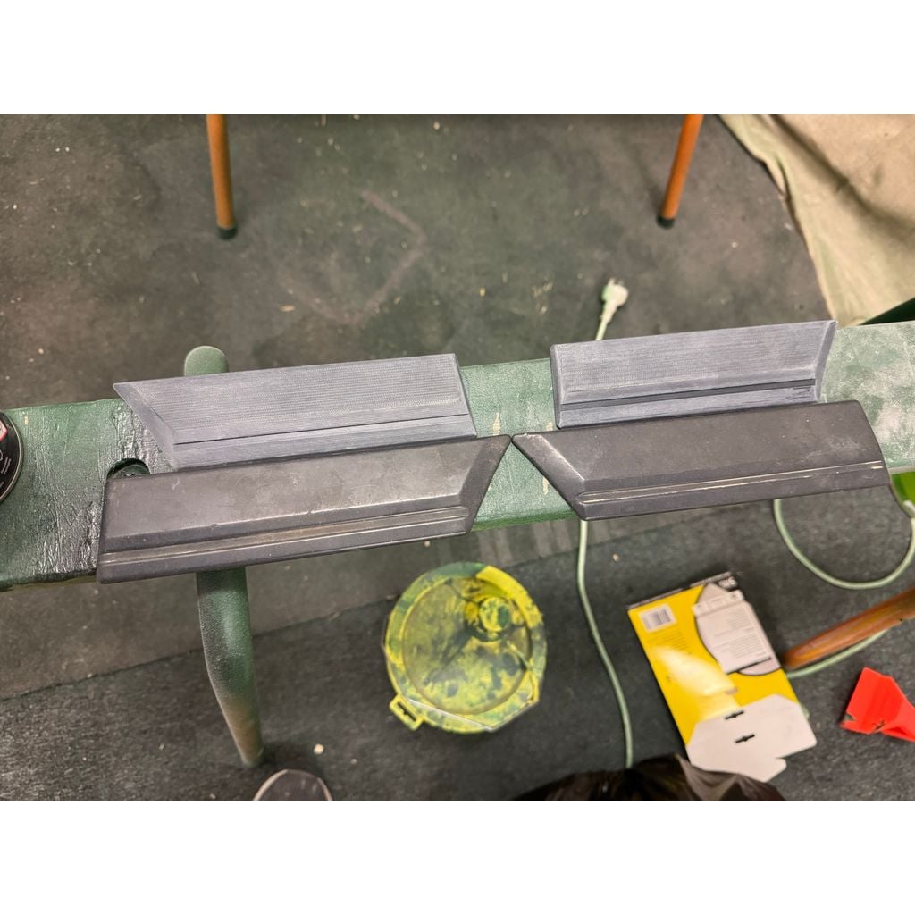 Quarter Panel Side Moulding for 1983 Toyota Corolla AE86