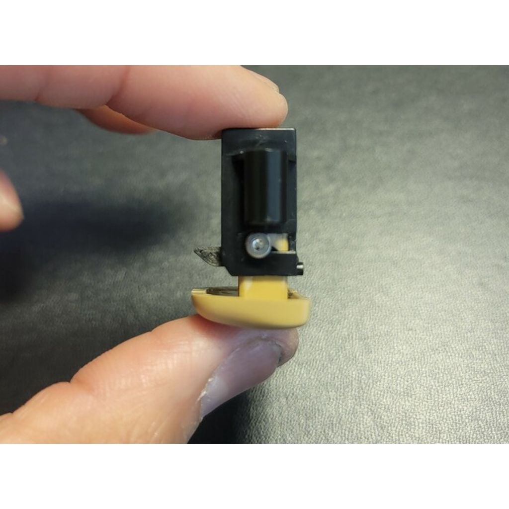 Sunglasses Holder Latch Retainer for 2001 Lexus LS430