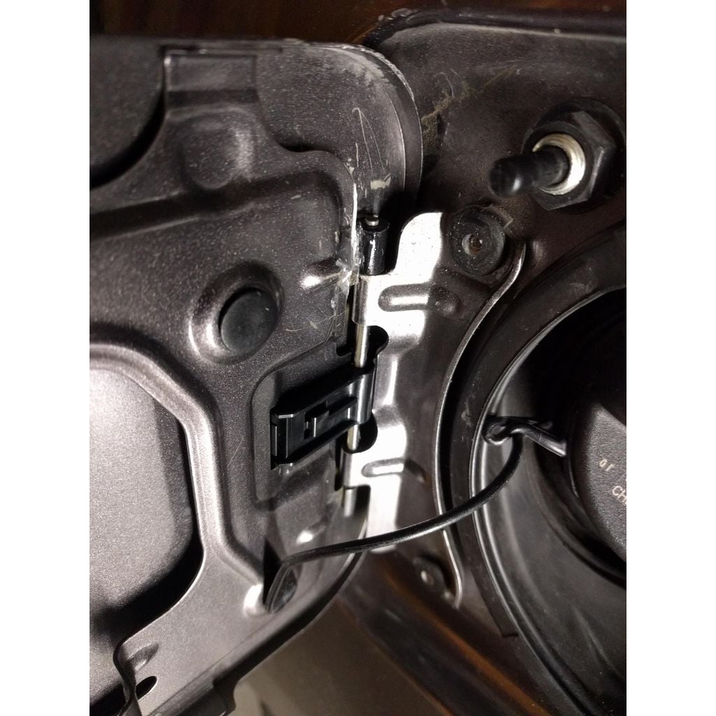 Fuel Door Hinge for 2012 Toyota Sienna