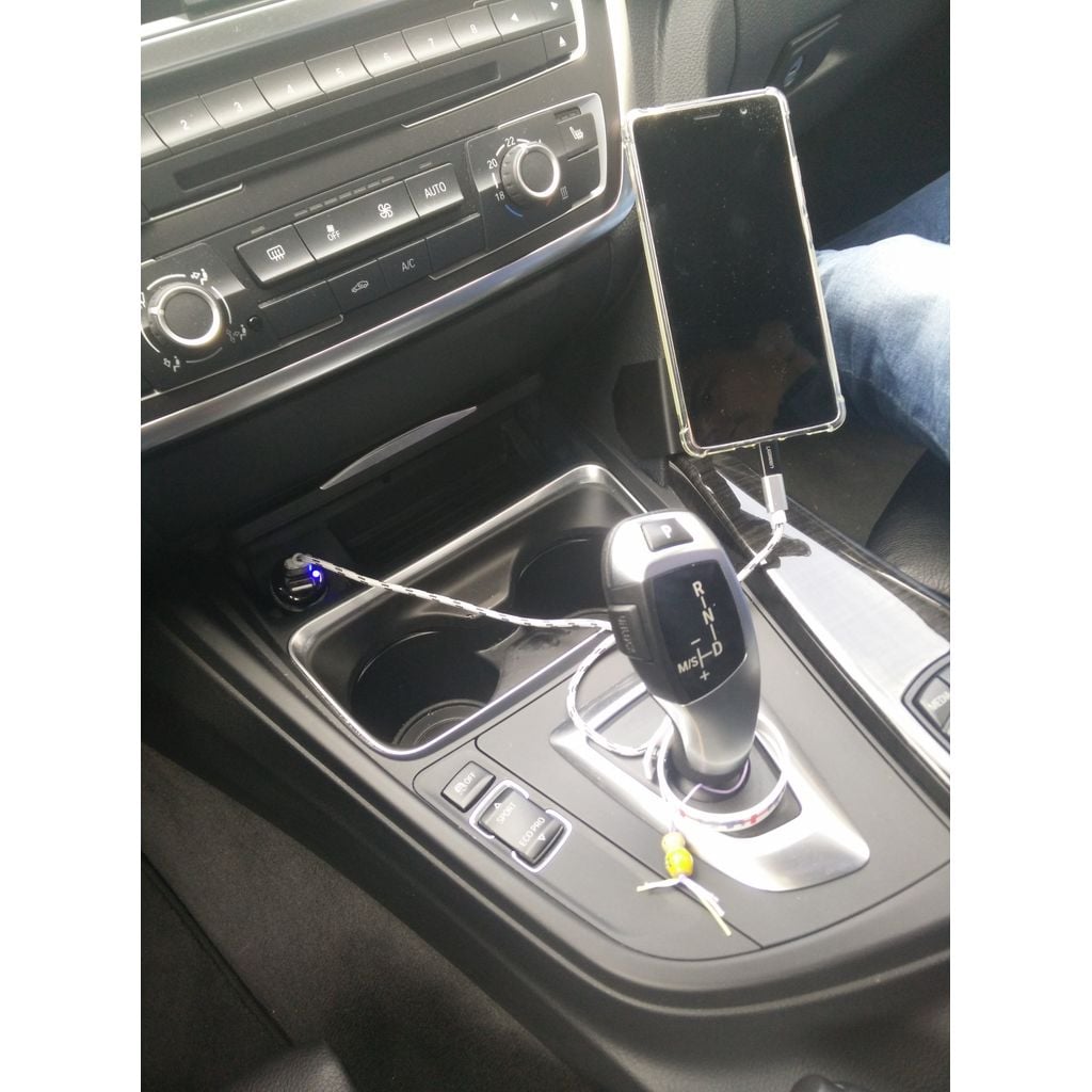 Magnetic Phone Mount for 2013 BMW 320