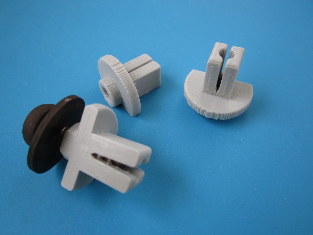 Bumper Clip for 1998 Ford Focus