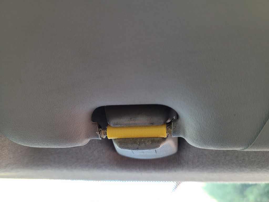 Sun Visor Support for 1998 Ford Focus / Fiesta