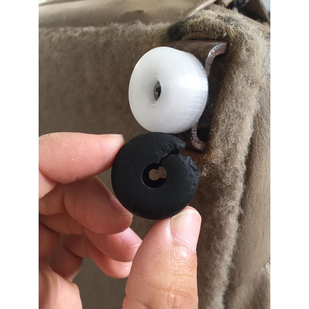 Rear Bench Seat Floor Foot for 2000 Jeep Wrangler