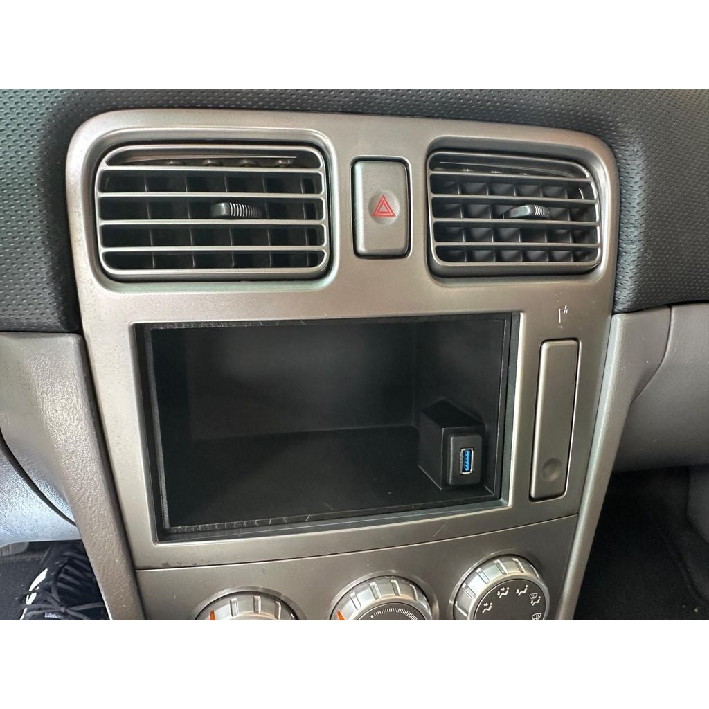 Center dash storage cubby with USB port for 2005 Subaru Forester