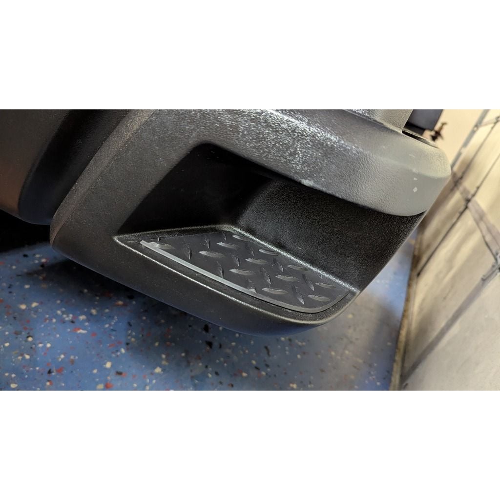Bumper Step Pad for 2003 Chevrolet Avalanche