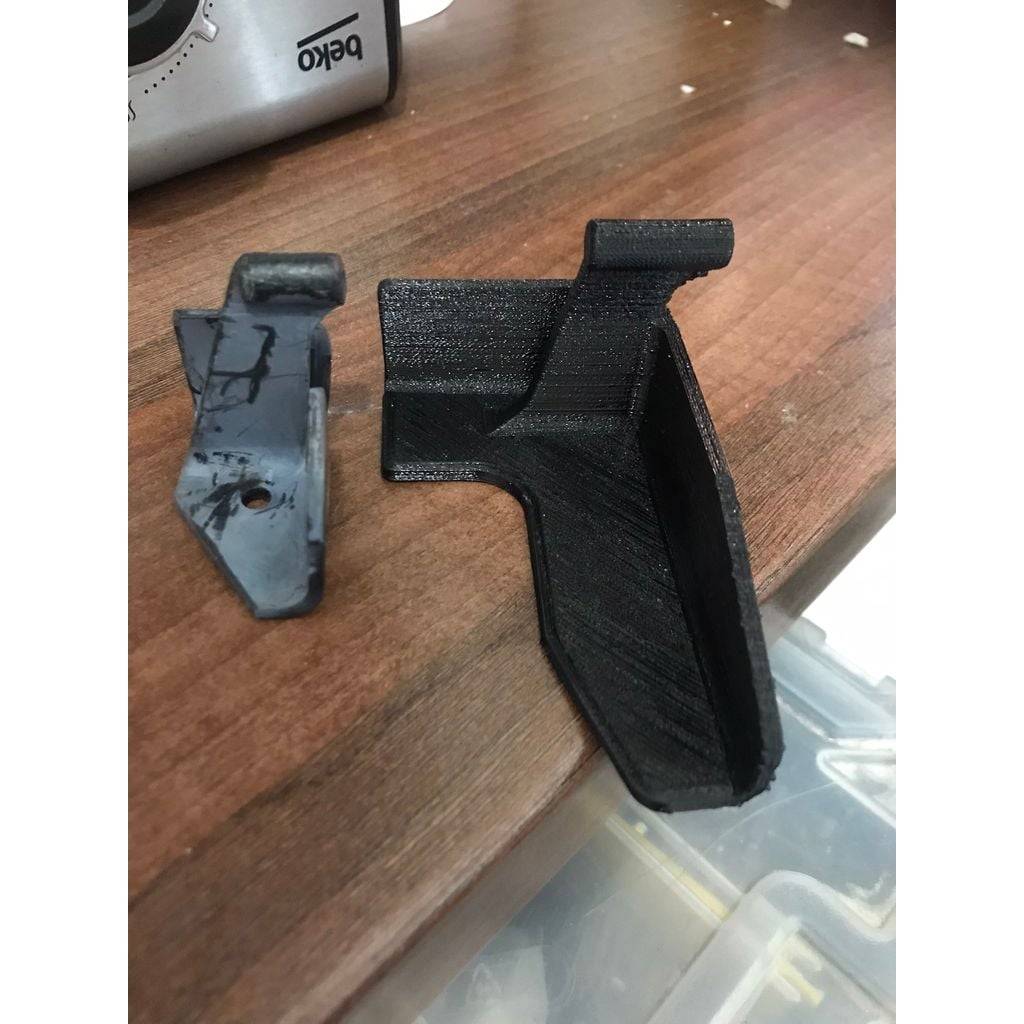 Parcel Shelf Inner Corner Bracket for 1986 Volkswagen Passat